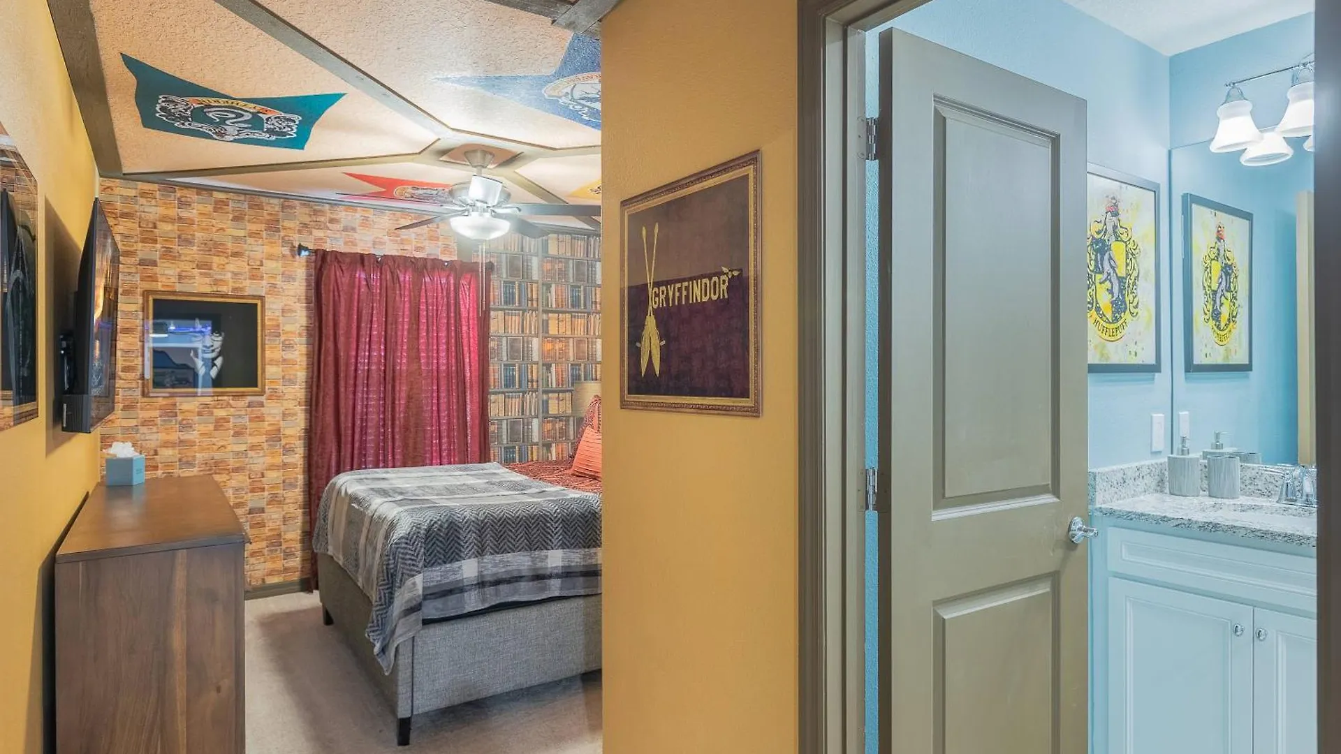 Themed Home With Pool Game Room On Resort Davenport United States