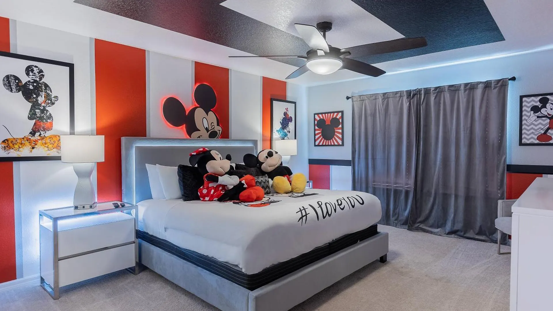 Themed Home With Pool Game Room On Resort contacts